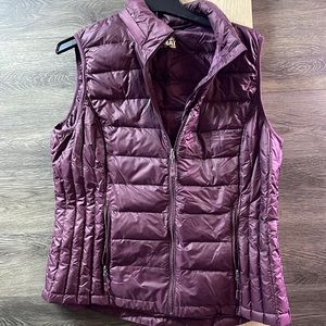 Used extra large women’s light down vest
